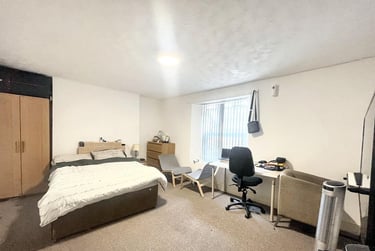 6 bed house, Arundel Crescent, Stonehouse, Plymouth, PL15DY - Image 5